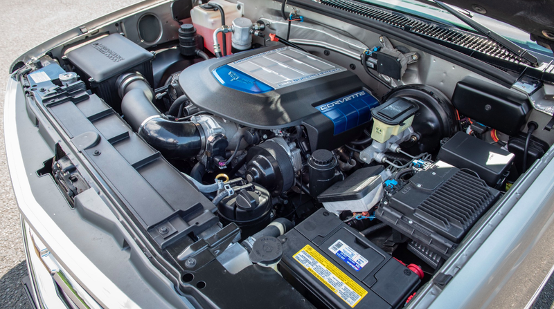 Illustration for article titled We All Need This Totally Normal Looking 1998 Chevy Tahoe With A 638 HP Corvette ZR1 Engine